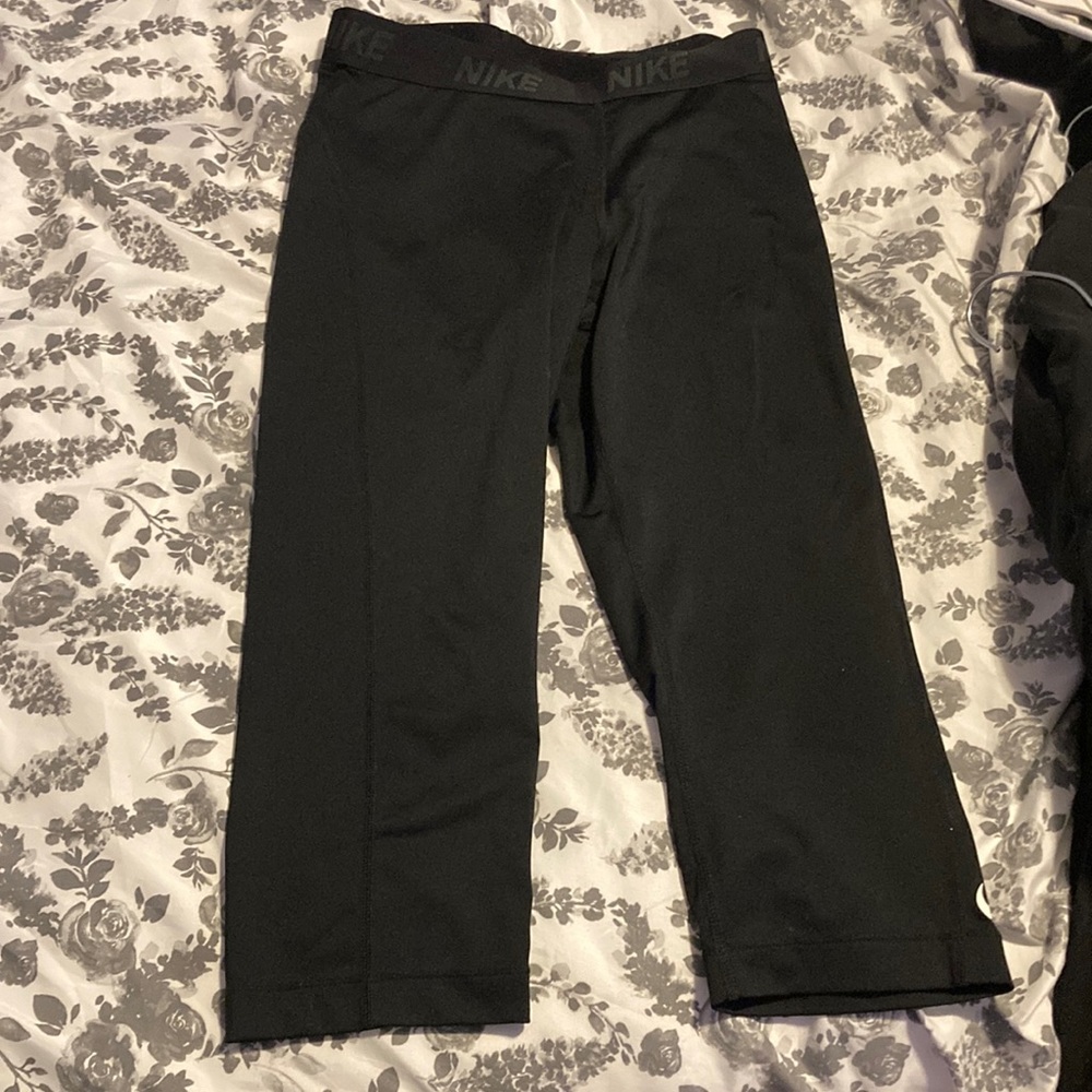 Black Nike Leggings.